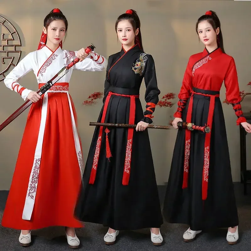 Vintage Fashion In Chinese - Modernes Hanfu Damen Top und Rock