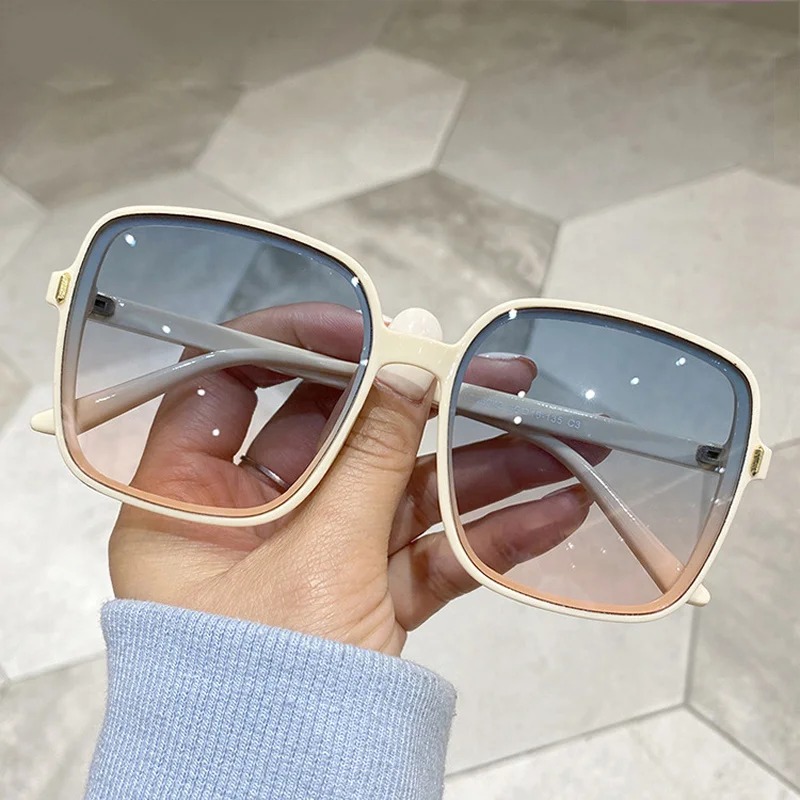 Vintage Fashion Images - Vintage Übergroße Quadratische Sonnenbrille Damen Mode