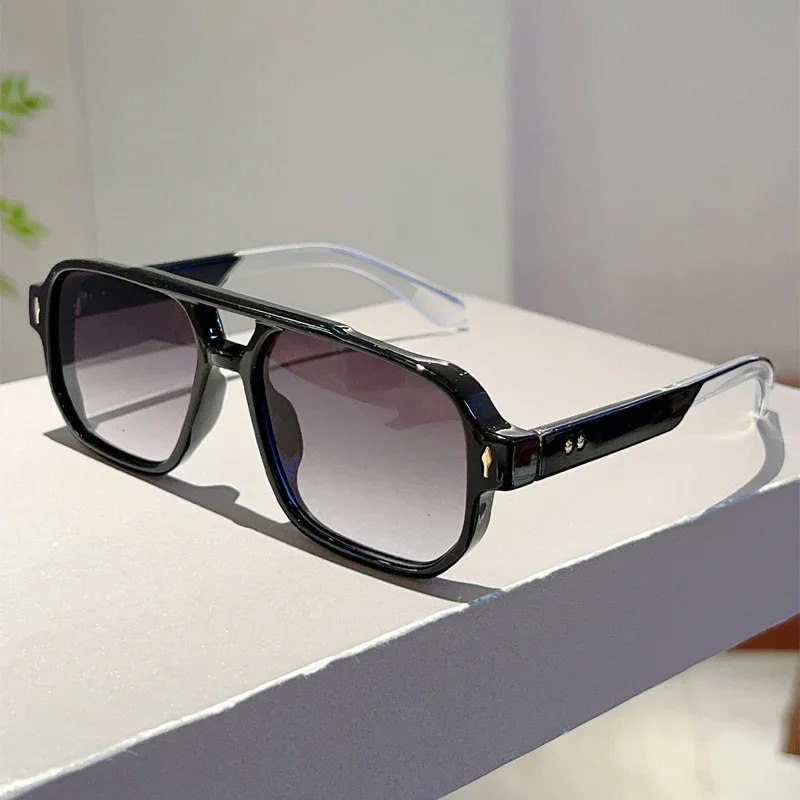 Neue Vintage-Sonnenbrille mit  – Vintage Fashion Images Bewertung und Preis