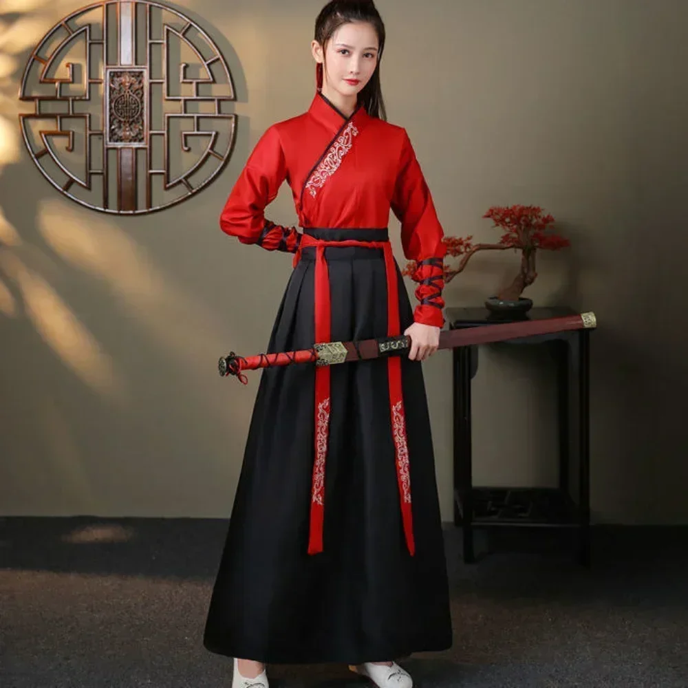 Modernes Hanfu Damen Top und R – Vintage Fashion Pieces Bewertung und Preis