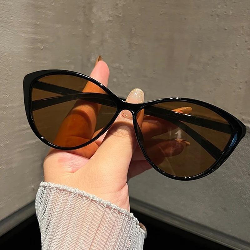 1 Stück Retro-Rahmen Katzenaug – Vintage Fashion Images Bewertung und Preis